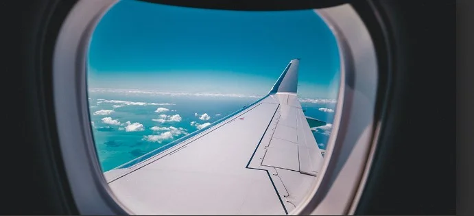 ¿Qué banco de energía llevar en el avión?