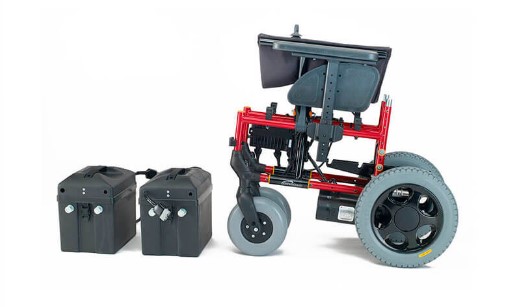 Consejos imprescindibles para el correcto mantenimiento de las baterías de una silla de ruedas